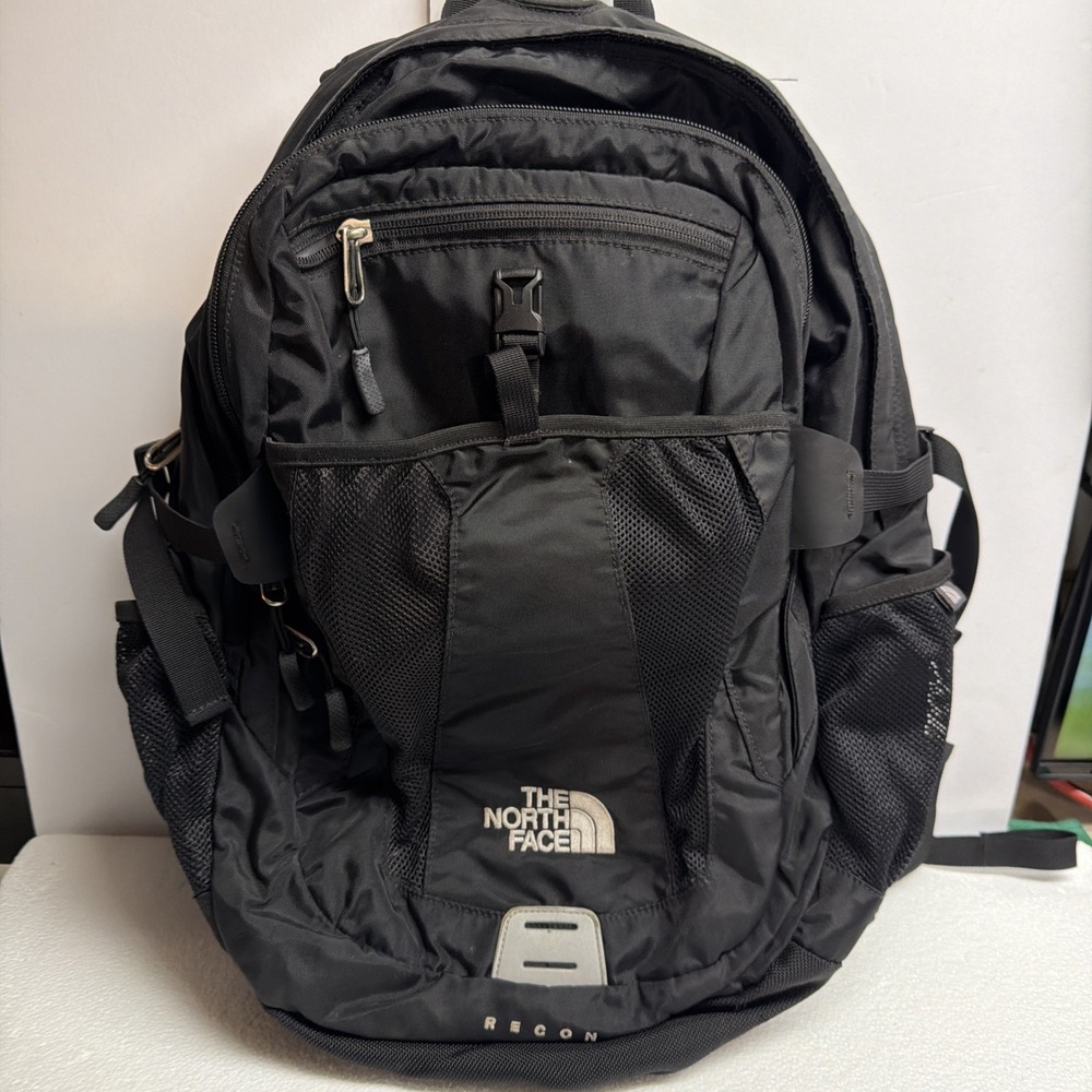 The North Face Recon Backpack Black Good Condition